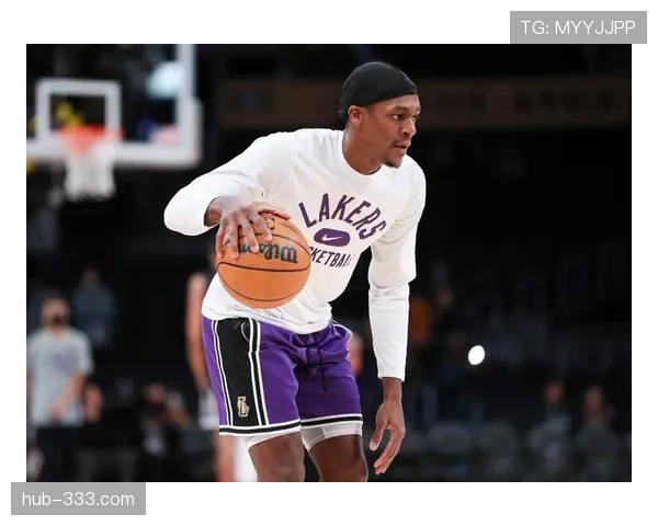 卡里姆·阿布杜尔-贾巴尔盖帽与脚步对比乔丹展现内线不可替代性